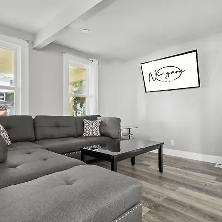 Spacious 4Br 2Ba Minutes From The Falls & Casino